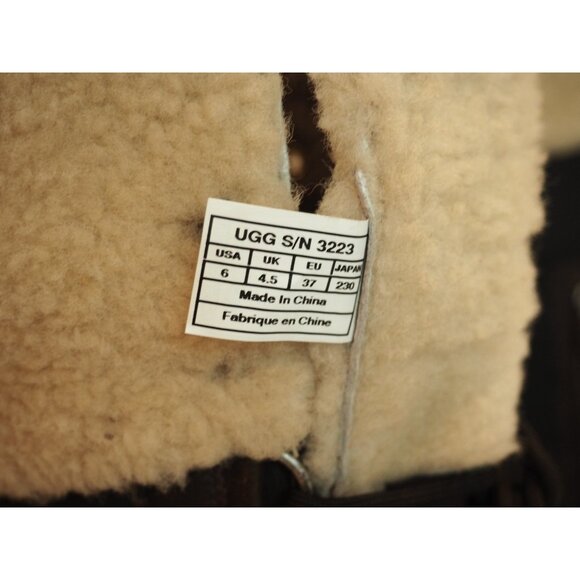 Ugg Tall Black Sheepskin Top Brown Leather Winter Duck Boots, Size 6 (US) - Picture 9 of 13